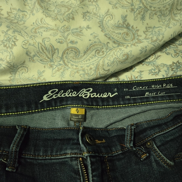 Eddie Bauer Curvy High Rise Boot Cut jeans - Picture 2 of 2